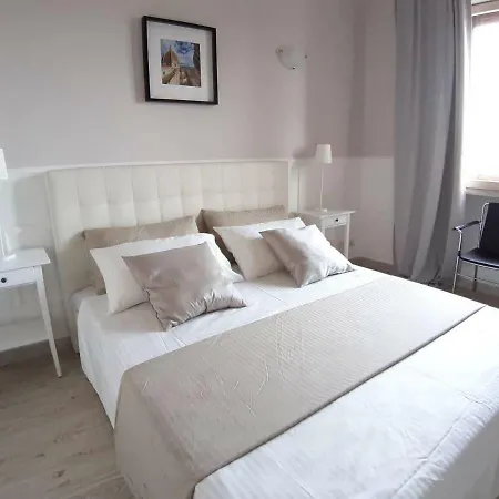 Hs4u Duomo View Art & Design Close To Central Train Station Apartment *